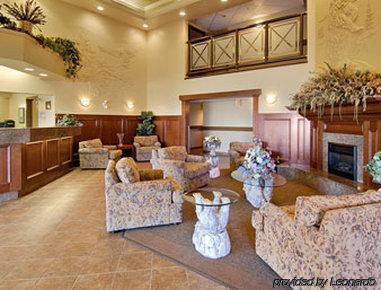 Hotel Super 8 By Wyndham High Level Ab Interior foto